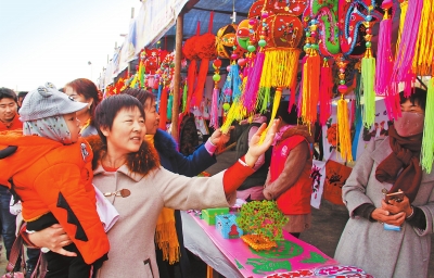 张掖山丹县在东乐镇举行民俗文化活动