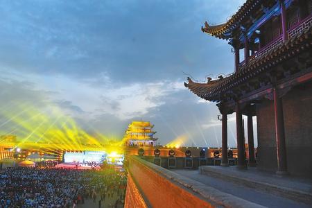 第八届敦煌行·丝绸之路国际旅游节开幕式侧记